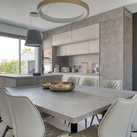 Maison Des Marais 5 Etoiles La Chaume Piscine *